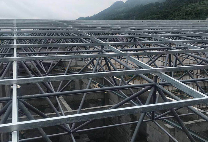 株洲仁怀冠英学校艺体楼网架